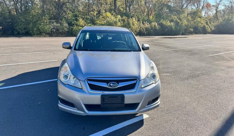 
								2011 Subaru Legacy 2.5 AWD full									