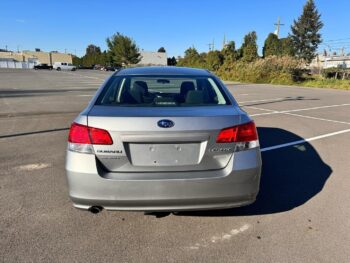 2011 Subaru Legacy 2.5 AWD