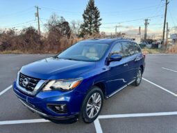 2017 Nissan Pathfinder SL