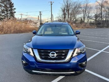 2017 Nissan Pathfinder SL